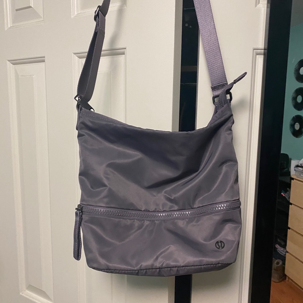 Lululemon crossbody